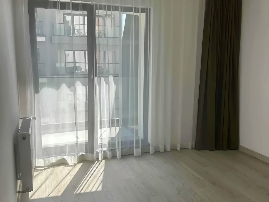inchiriere apartament Sector 3 București balcon usa glisanta